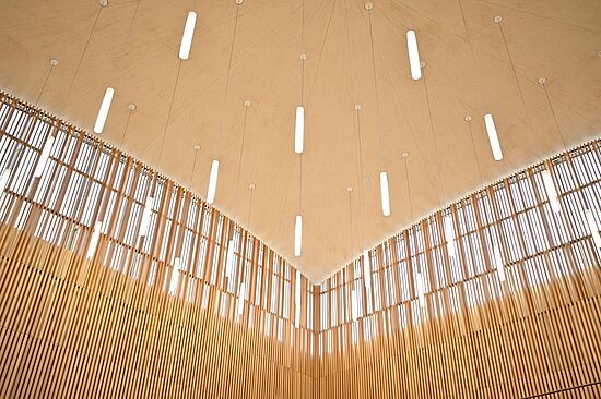 Wir bieten an: Gruppenführungen durch die Regensburger Synagoge und das jüdische Gemeindehaus