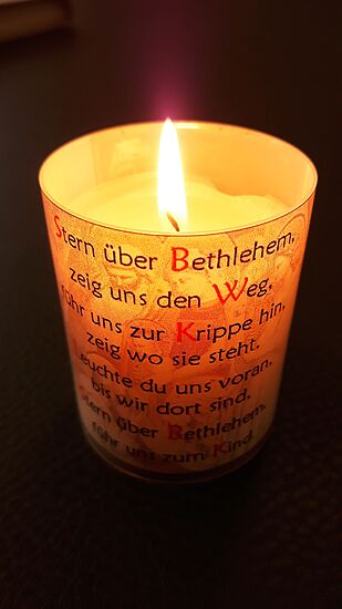 ---   Advent - besinnliche Geschichten und adventliche  Musik